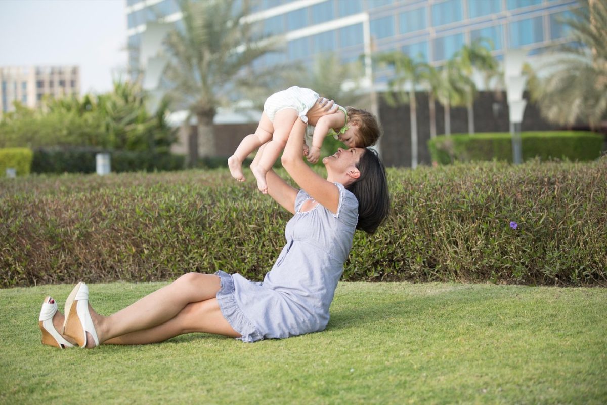 Coût des modes de garde d'enfants et aides publiques