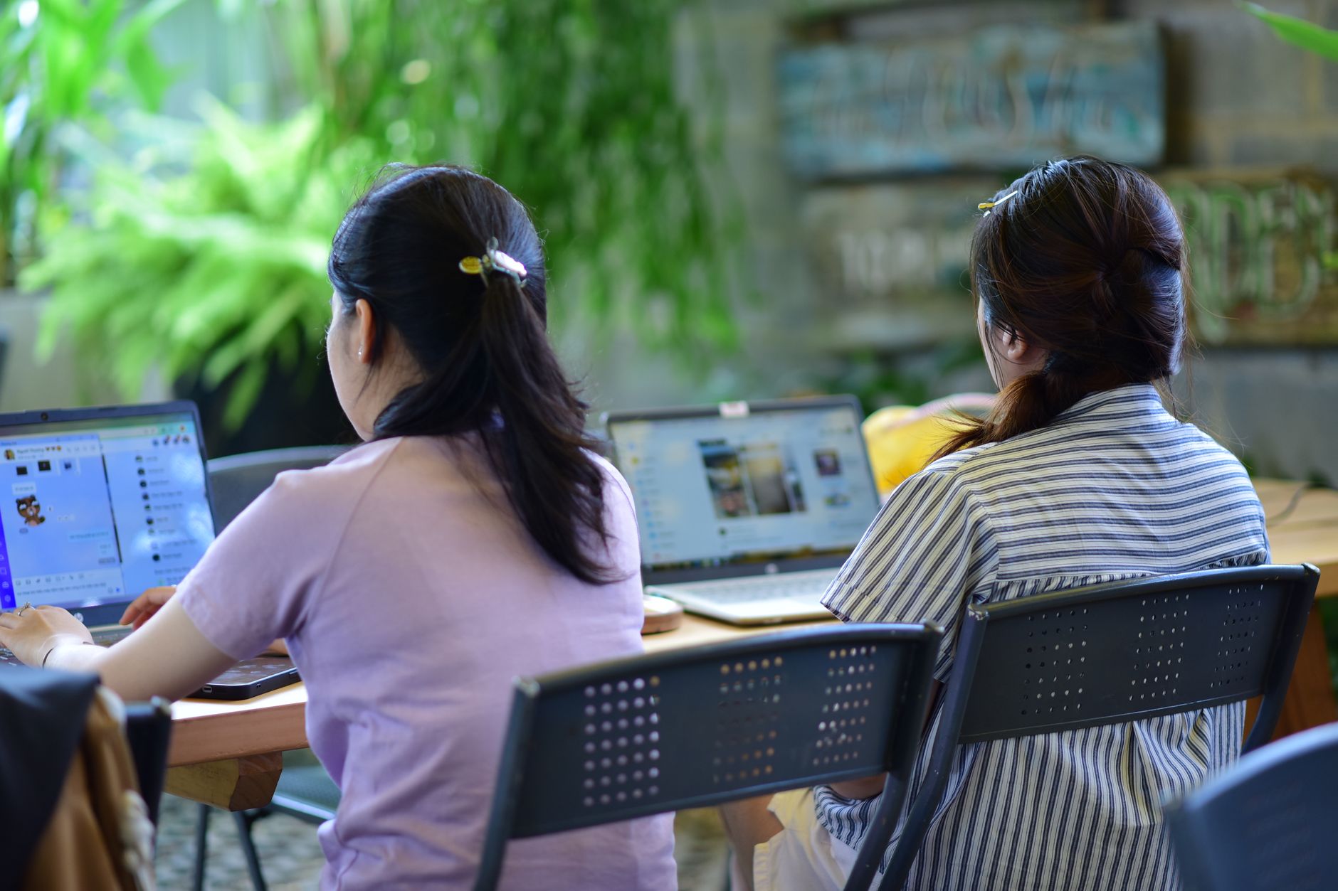 Comparatif d'applications pour communiquer parents et nounous